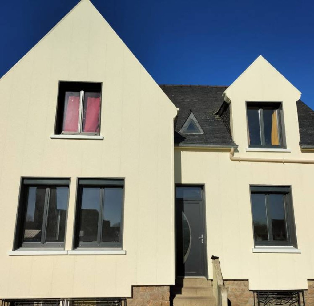 Ils nous ont confié l’isolation par l’extérieur de leur maison à Ploëzal (22) !