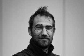 Pierre-Olivier, poseur de la solution Uniso en Bretagne : « Le produit est excellent, hyper agréable à travailler et le rendu est aussi très bon »