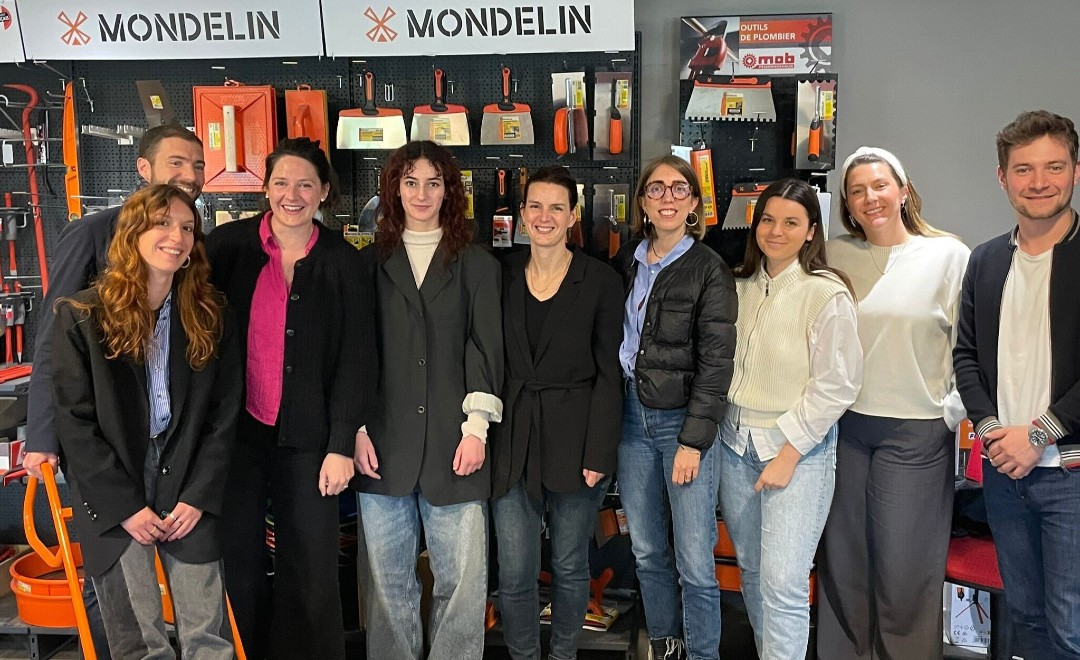 ON FORGE DES LIENS CHEZ MONDELIN !
