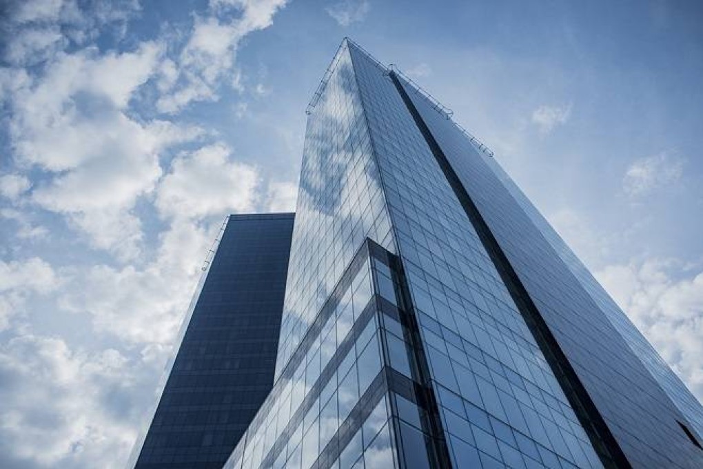 Pourquoi les tours et les buildings sont-ils toujours en verre ?