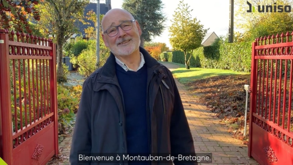 Alain Page, client Ouest Eco-Logis en Bretagne : « Confort, esthétique, acoustique… Avec Uniso, la transformation de ma maison est dingue ! »