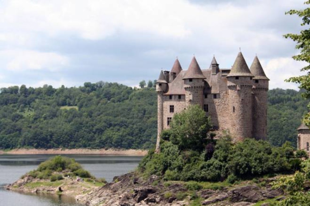 La pierre à l’honneur : 10 châteaux à visiter en Auvergne !